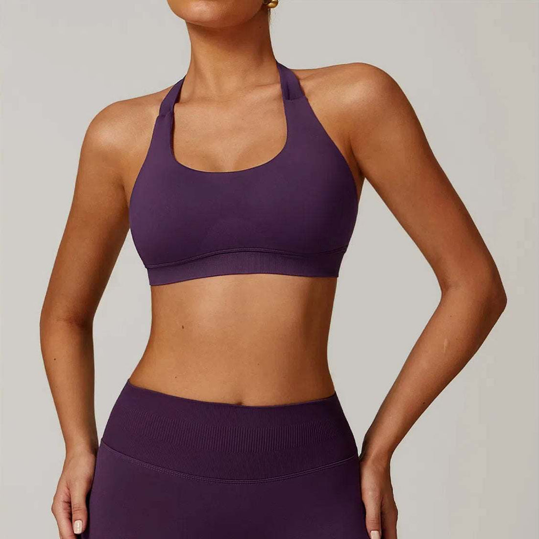 Seamless Halter Sports Bra | Ideal for Workouts &amp; Everyday Wear