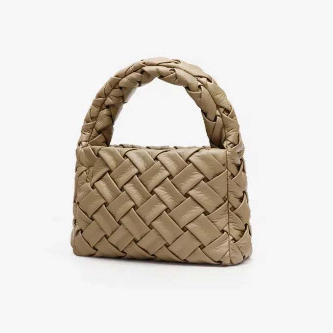 Trendy Woven Tote Bag with Chain | Stylish &amp; Eye-Catching Accessory