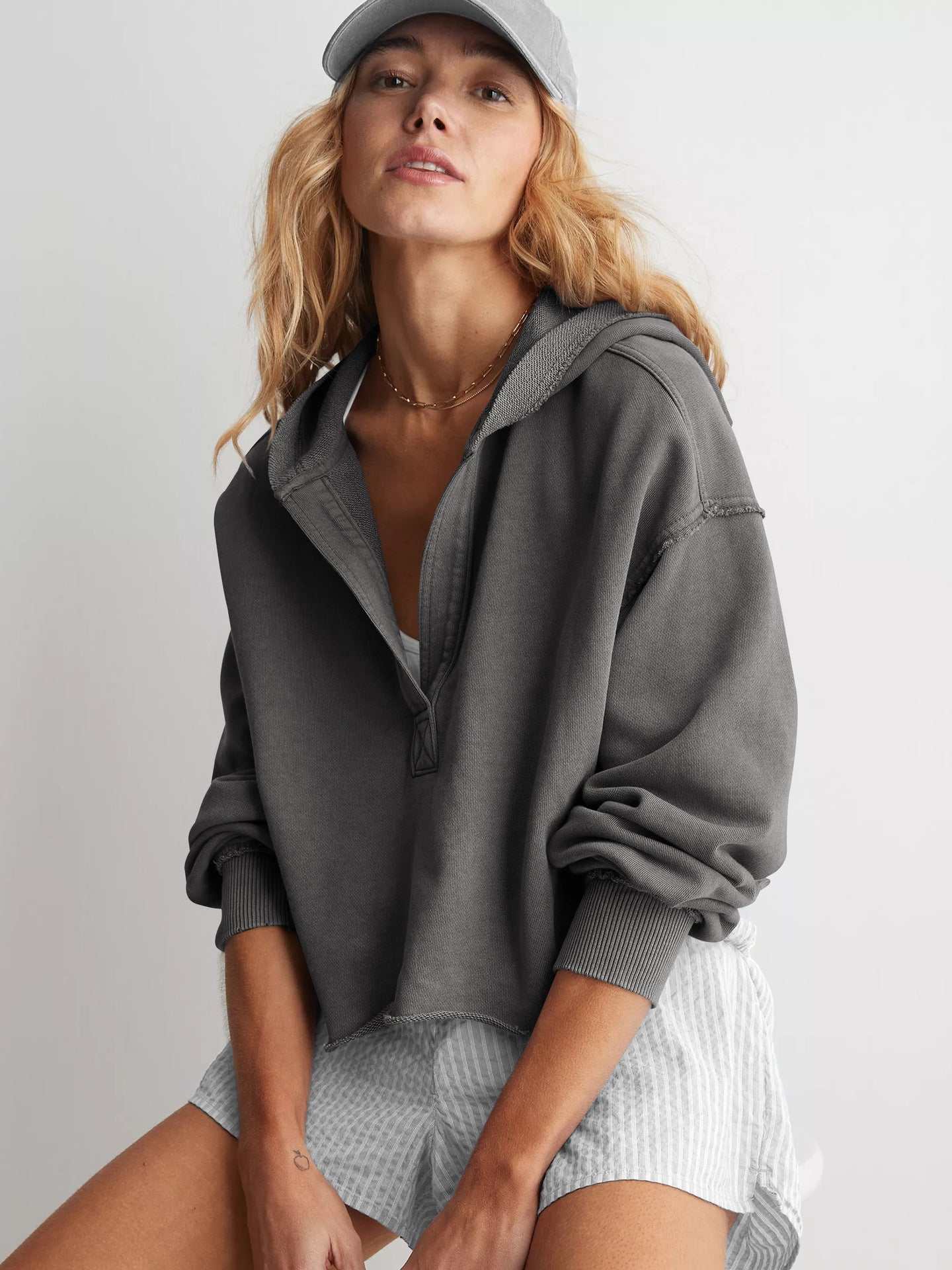 Long Sleeve Hooded Pullover Sweatshirt | Cozy &amp; Stylish Layering Piece