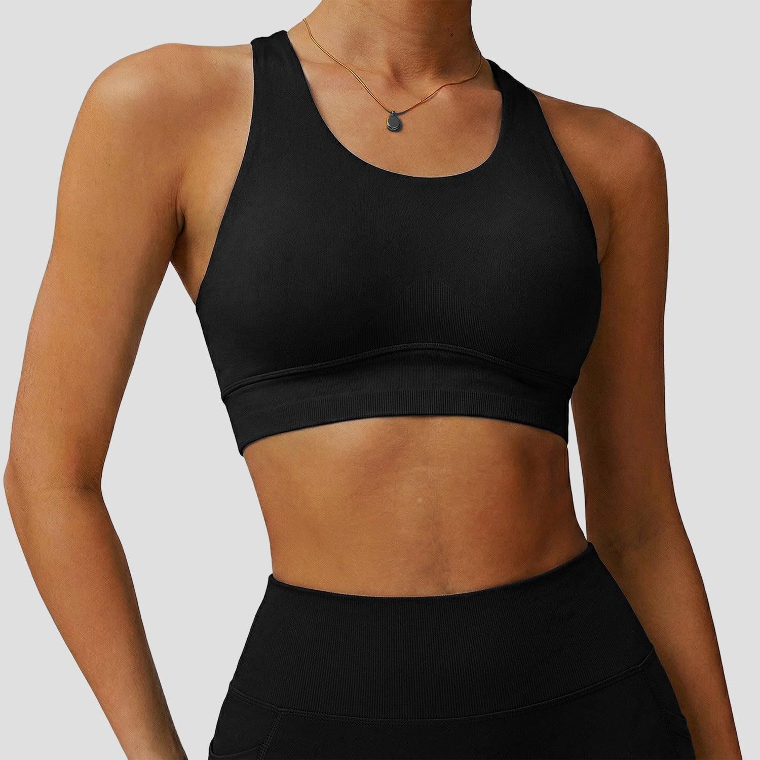 U-Shaped Neckline Yoga Tank Tops Criss Cross Back Sports Bra