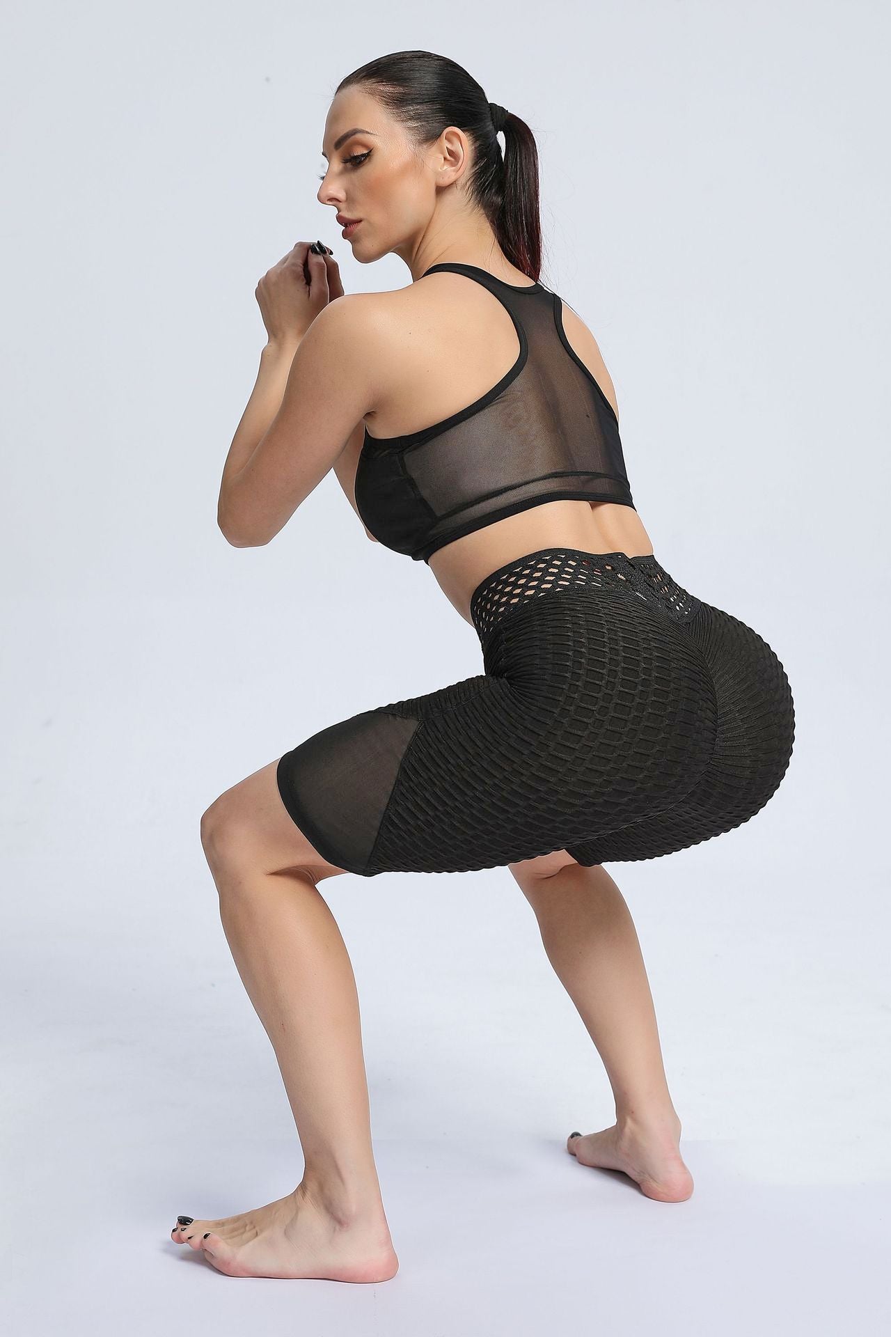 Butt Lifting Short - High Waist Fitness Style with Mesh Insert