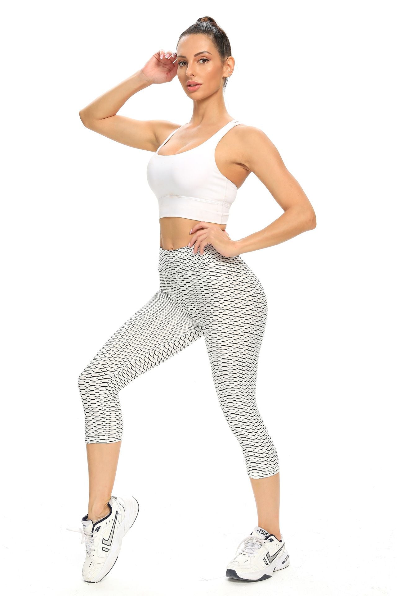 Butt Lifting Capri Leggings | Flattering Fit &amp; Enhanced Curves