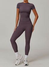 Sports Wear with Short Sleeve T-Shirt and Leggings