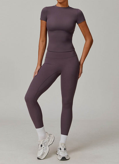 Sports Wear with Short Sleeve T-Shirt and Leggings