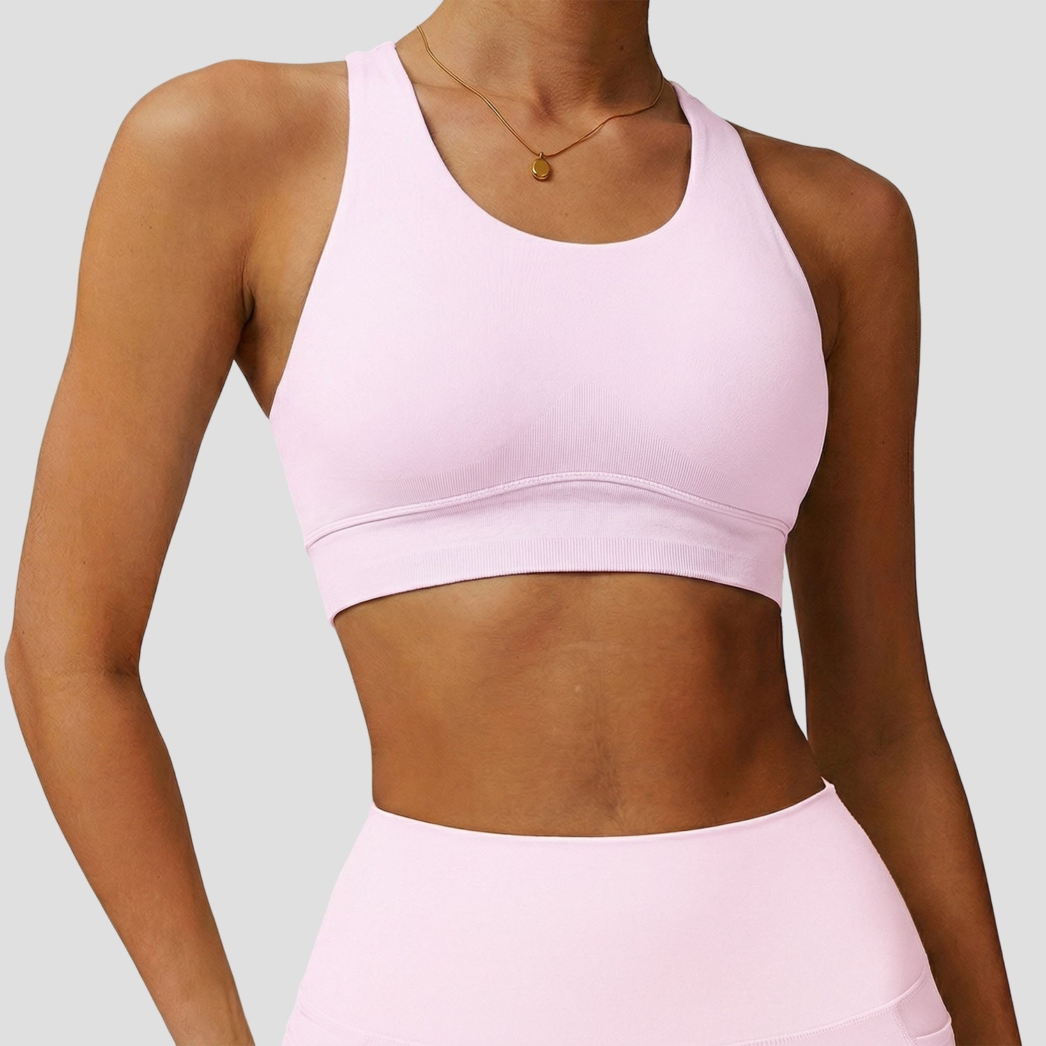 U-Shaped Neckline Yoga Tank Tops Criss Cross Back Sports Bra