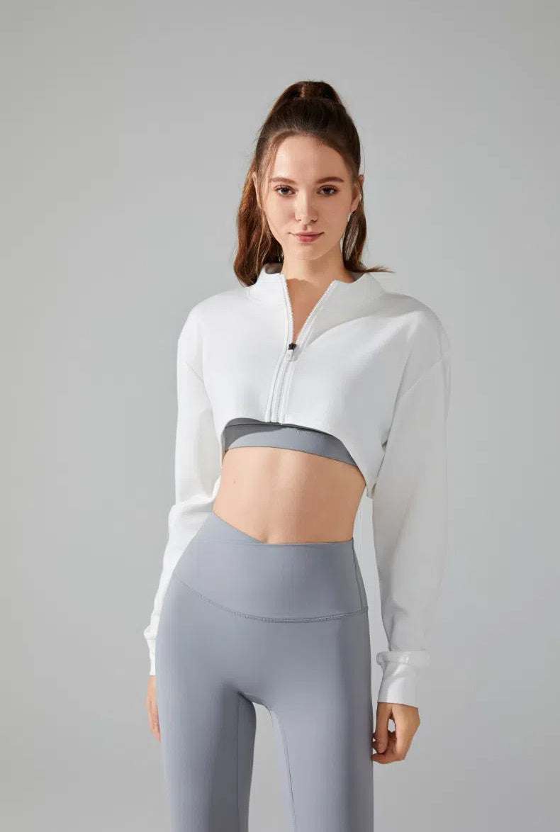 Short Loose Yoga Jacket | Comfortable &amp; Stylish for Your Practice