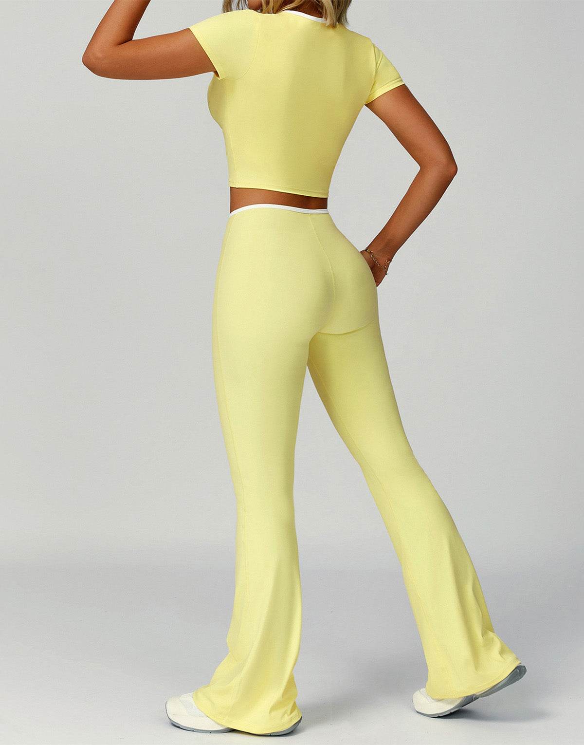 2 Pieces Activewear Set with Bow Crop Tops and Flare Pants