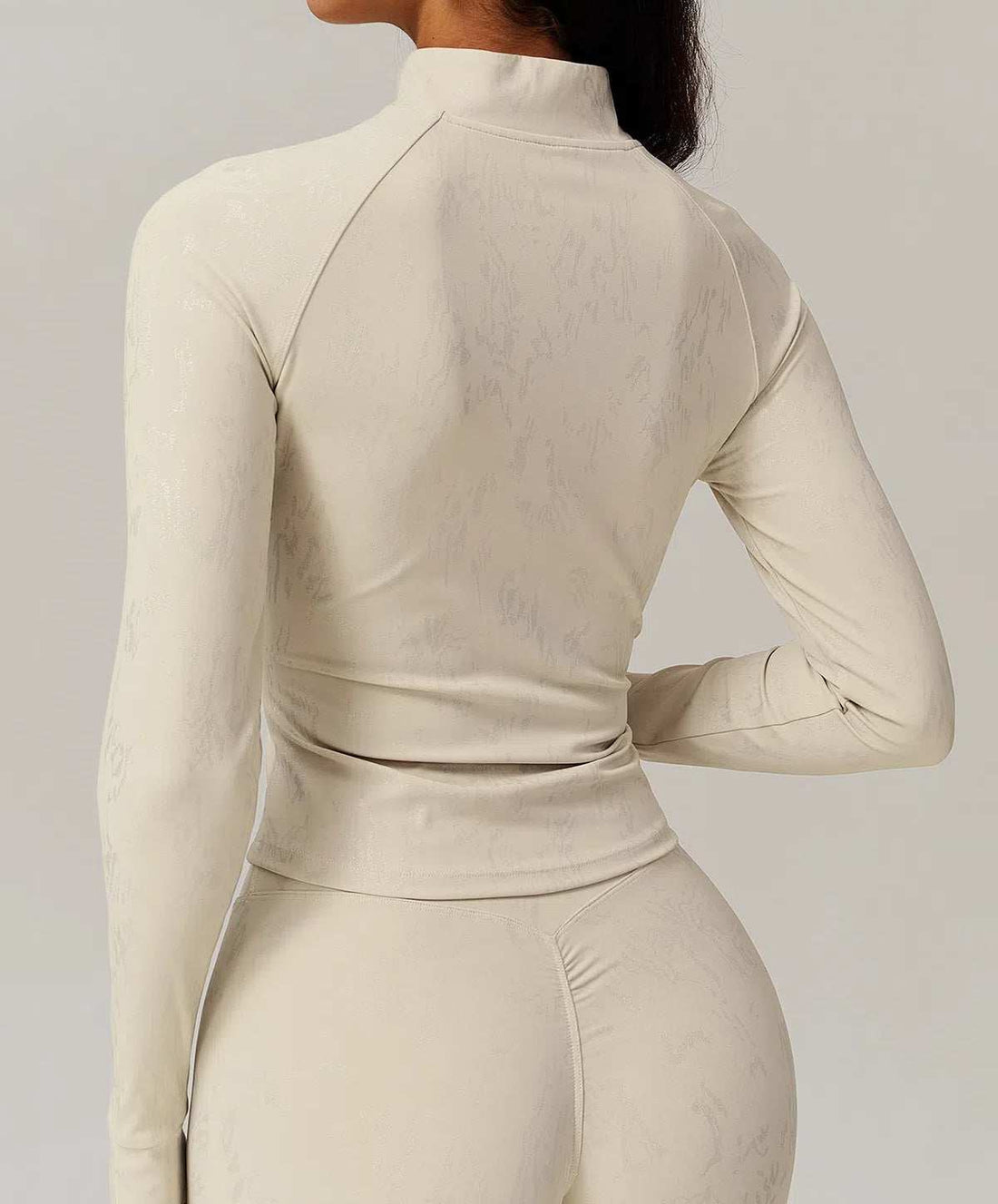 Full Zipper Long Sleeve Yoga Jacket | Stylish Gold Blocking Pattern