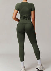 Yoga Wear Set with Short Sleeve T-Shirt and Legging