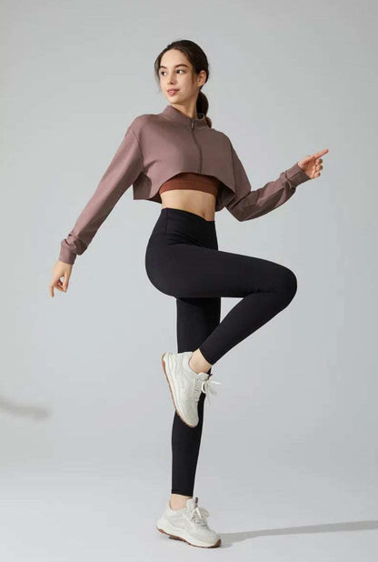 Short Loose Yoga Jacket | Comfortable &amp; Stylish for Your Practice