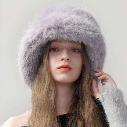 Faux Fur Bucket Hat | Cozy &amp; Stylish for a Chic Winter Look