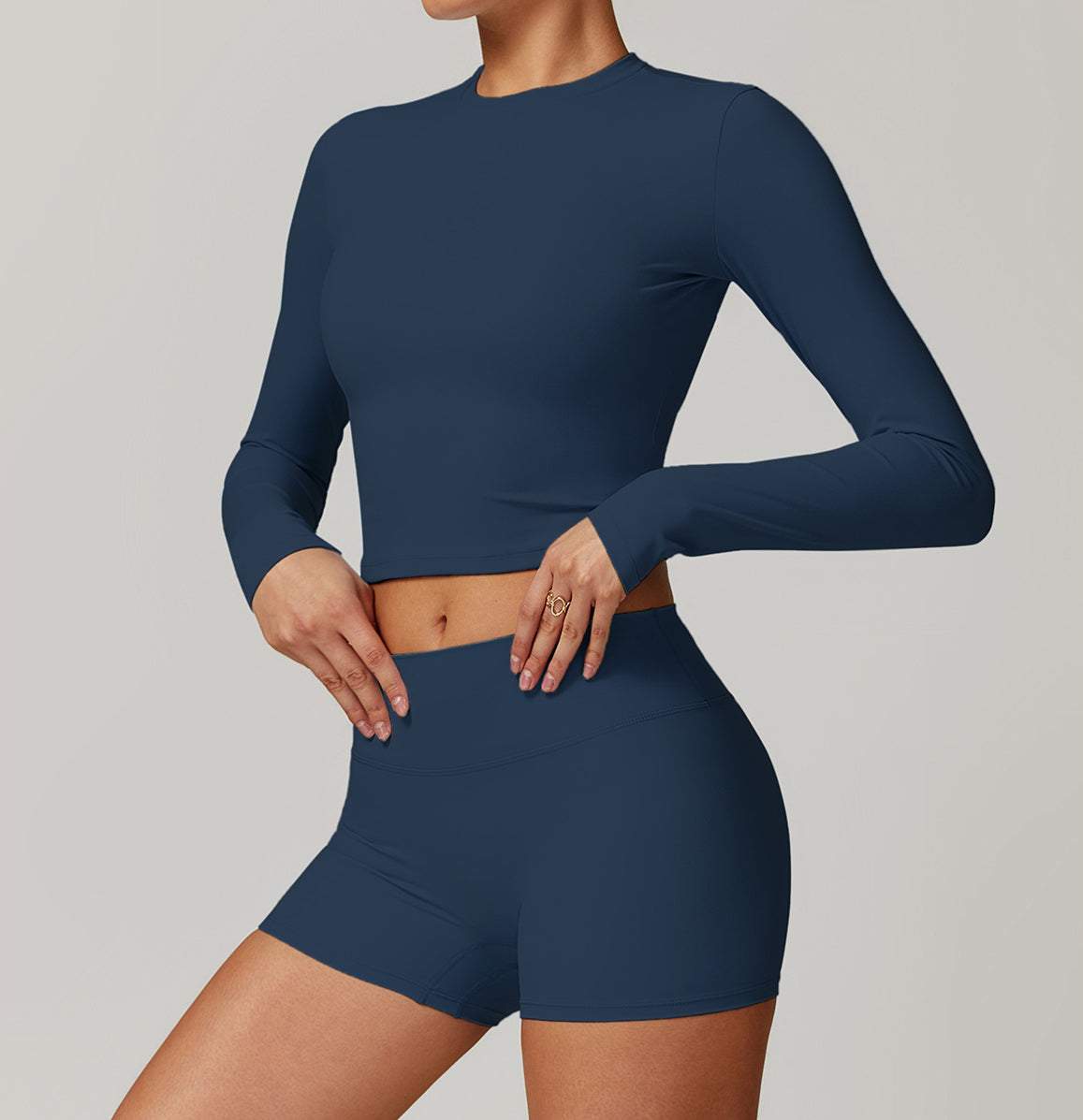 Tight Long Sleeve Cropped T-Shirt | Sleek &amp; Stylish Workout Wear