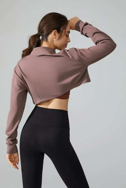 Short Loose Yoga Jacket | Comfortable &amp; Stylish for Your Practice