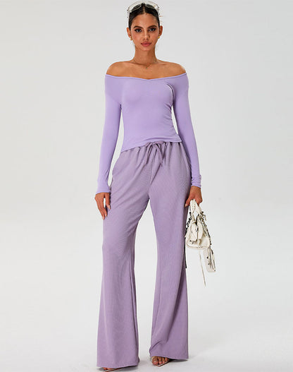 Activewear Set with Curved Neckline Top and Sweatpant