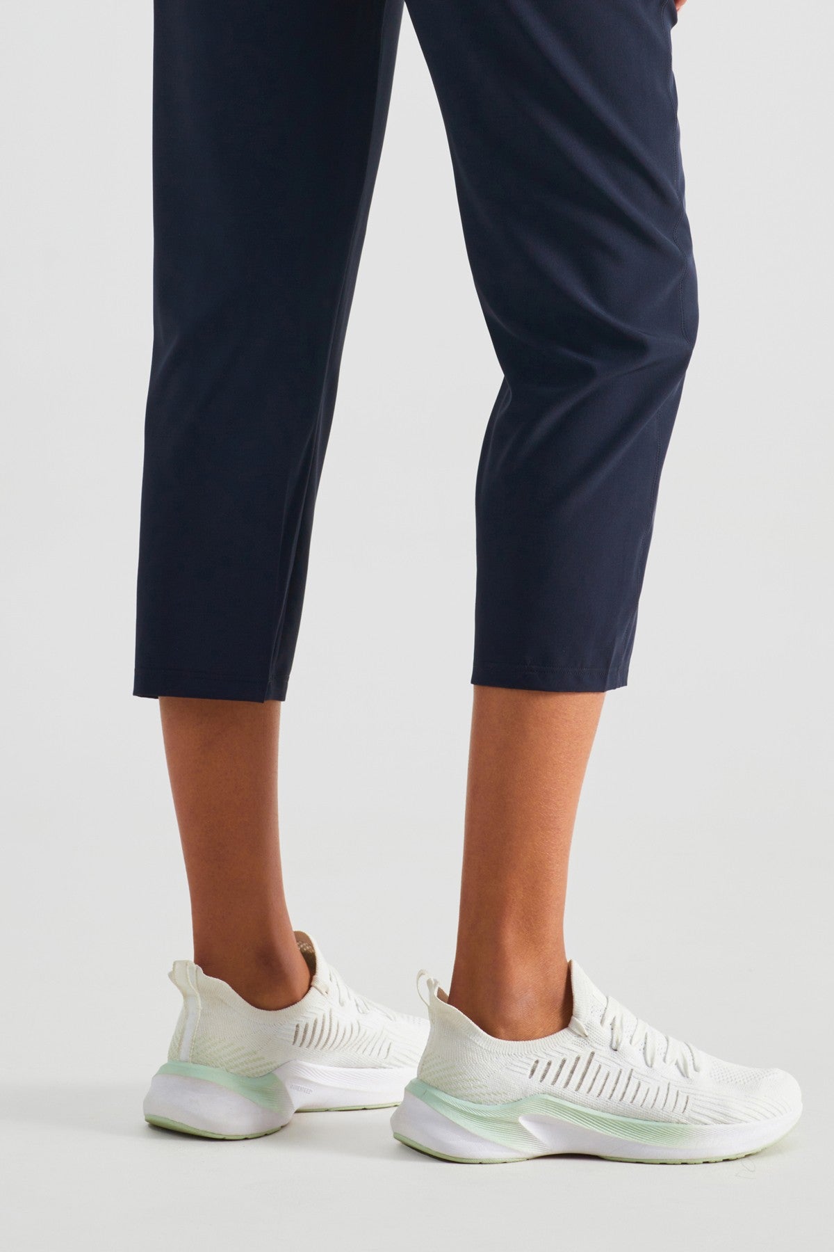 Tapered Crop Pants with Pockets