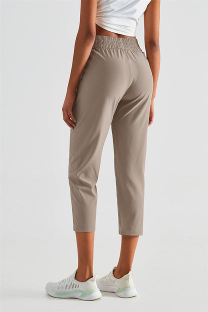 Tapered Crop Pants with Pockets