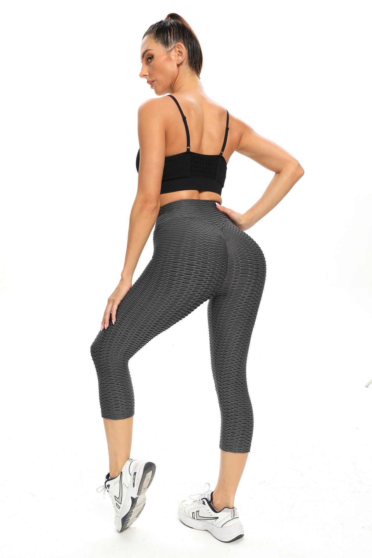 Butt Lifting Capri Leggings | Flattering Fit &amp; Enhanced Curves