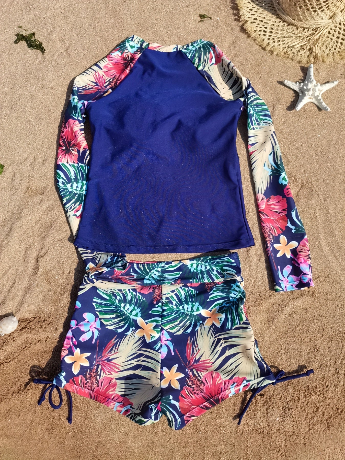 2-Piece Blue Floral Long Sleeve Swimsuit