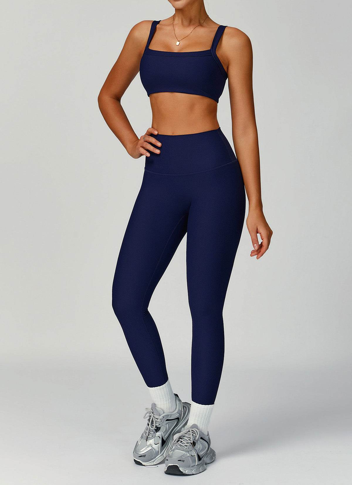 Ribbed Activewear Set with Sports Bra and Leggiing