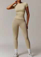 Yoga Wear Set with Short Sleeve T-Shirt and Legging