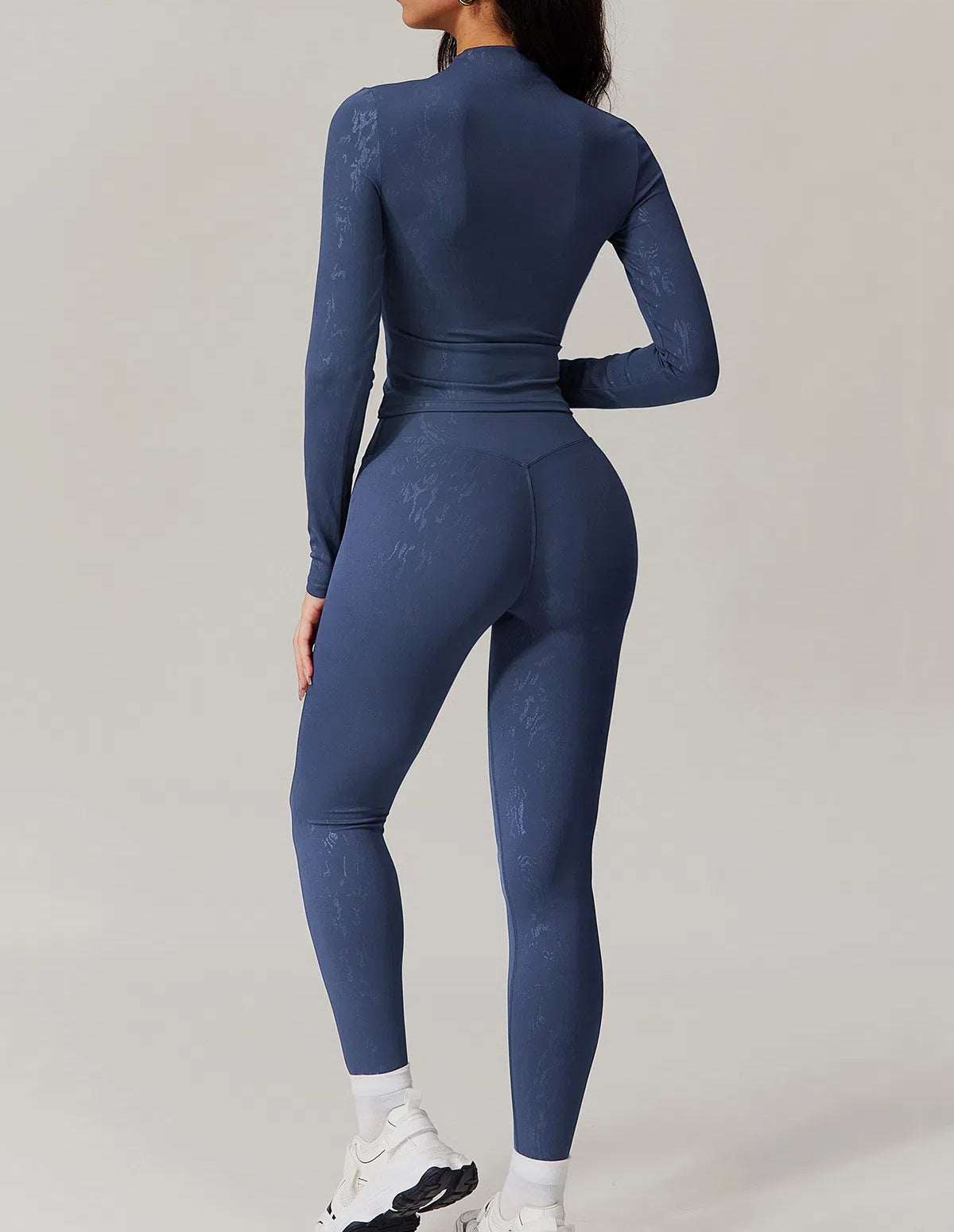 Sports Set with Long Sleeve T-Shirt and Leggings | Perfect for Yoga