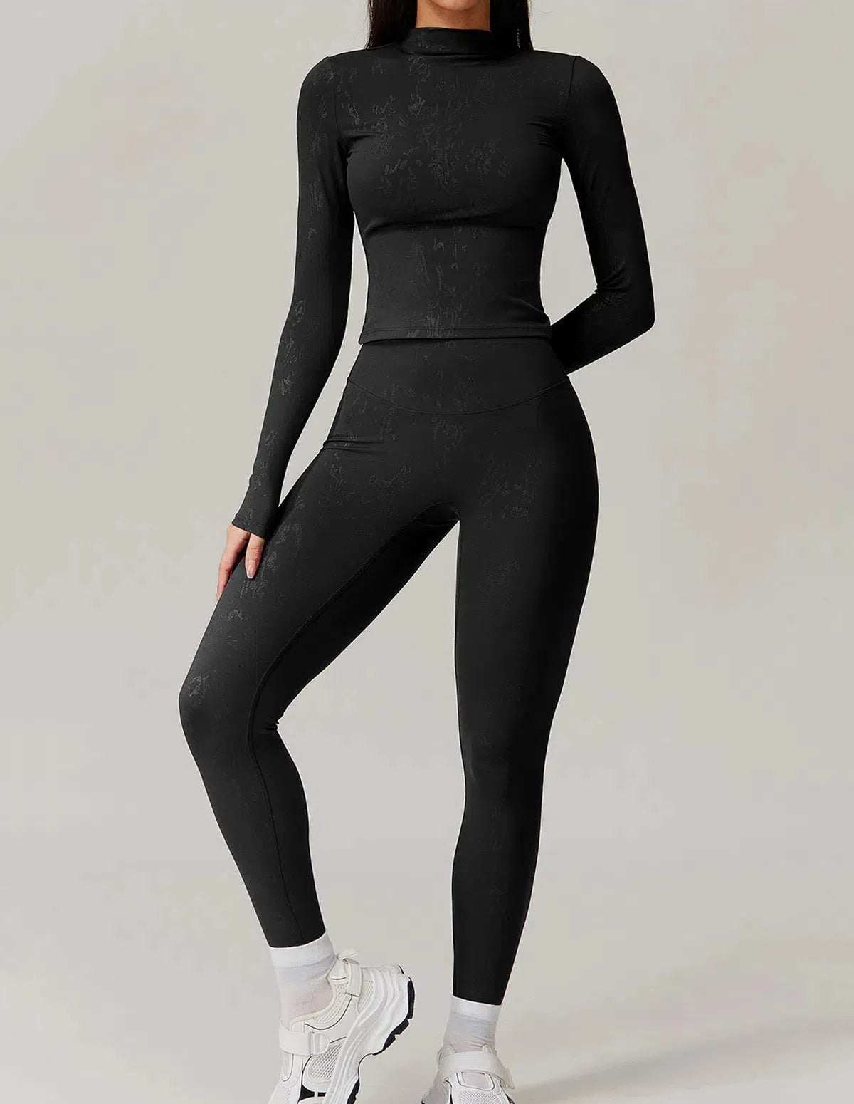 Sports Set with Long Sleeve T-Shirt and Leggings | Perfect for Yoga