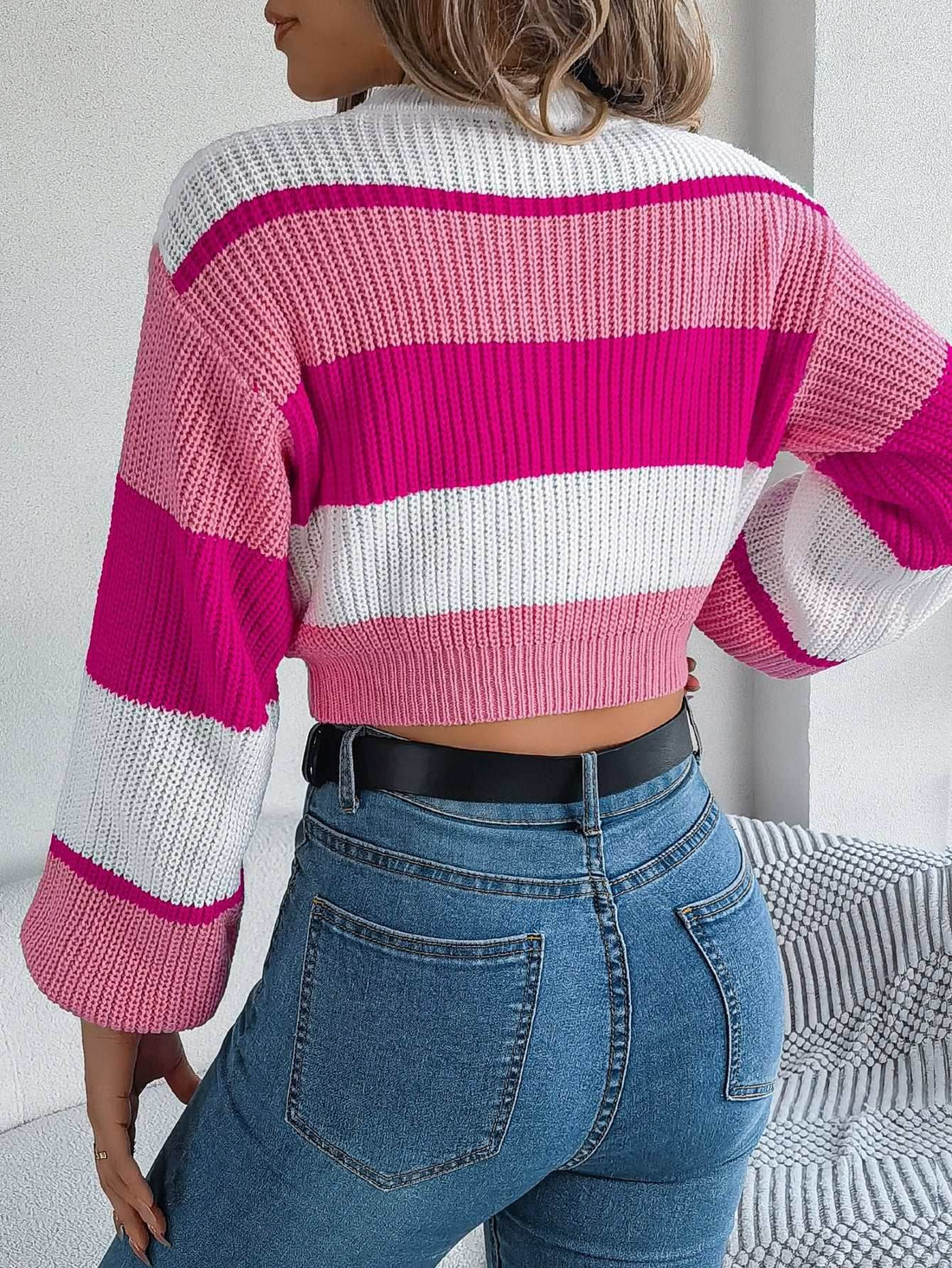 Colorblock Lantern Sleeve Crop Pullover Sweater