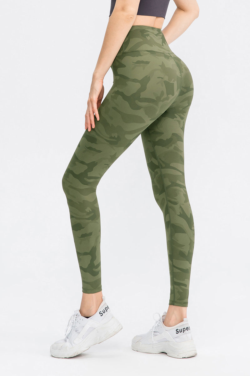 Camo High-Rise Ankle Leggings - Fashionable and Comfy Legging Option