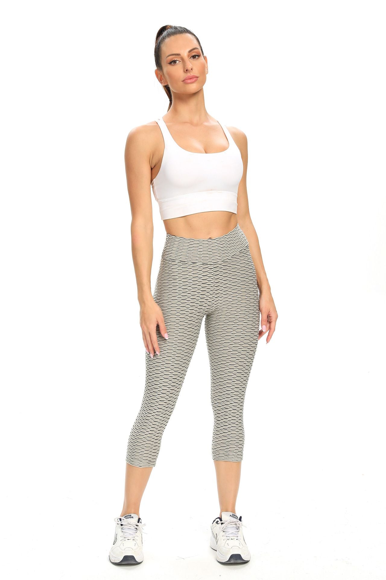 Butt Lifting Capri Leggings | Flattering Fit &amp; Enhanced Curves