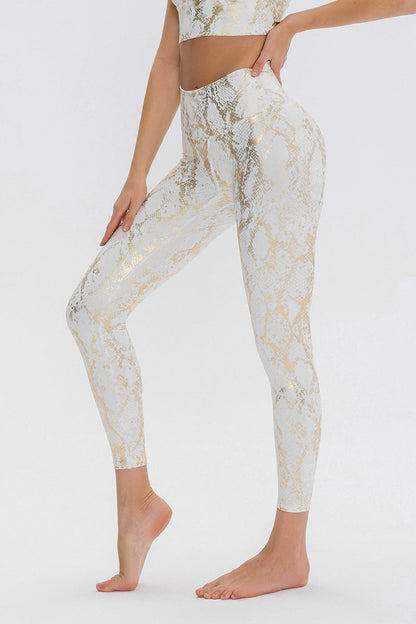 Snakeskin Print Yoga Leggings - Trendy &amp; Comfortable Workout Wear