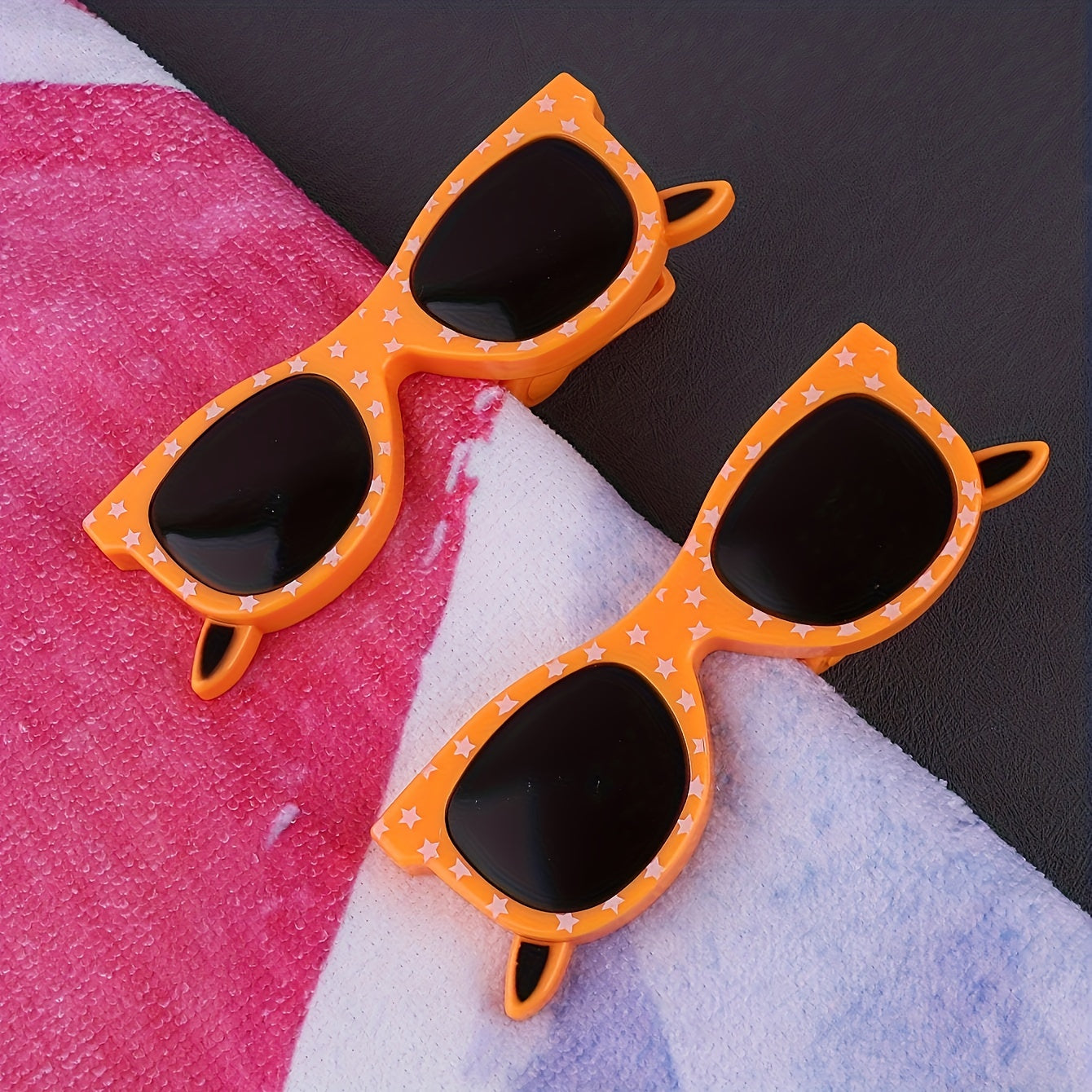 Sunglasses Shape Beach Towel Clips