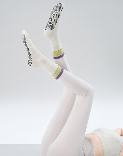 Non Slip Yoga Pilates Socks with Grips