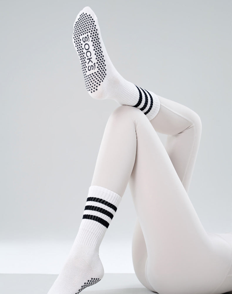 Athletic Grippy Socks Non Slip Yoga Socks