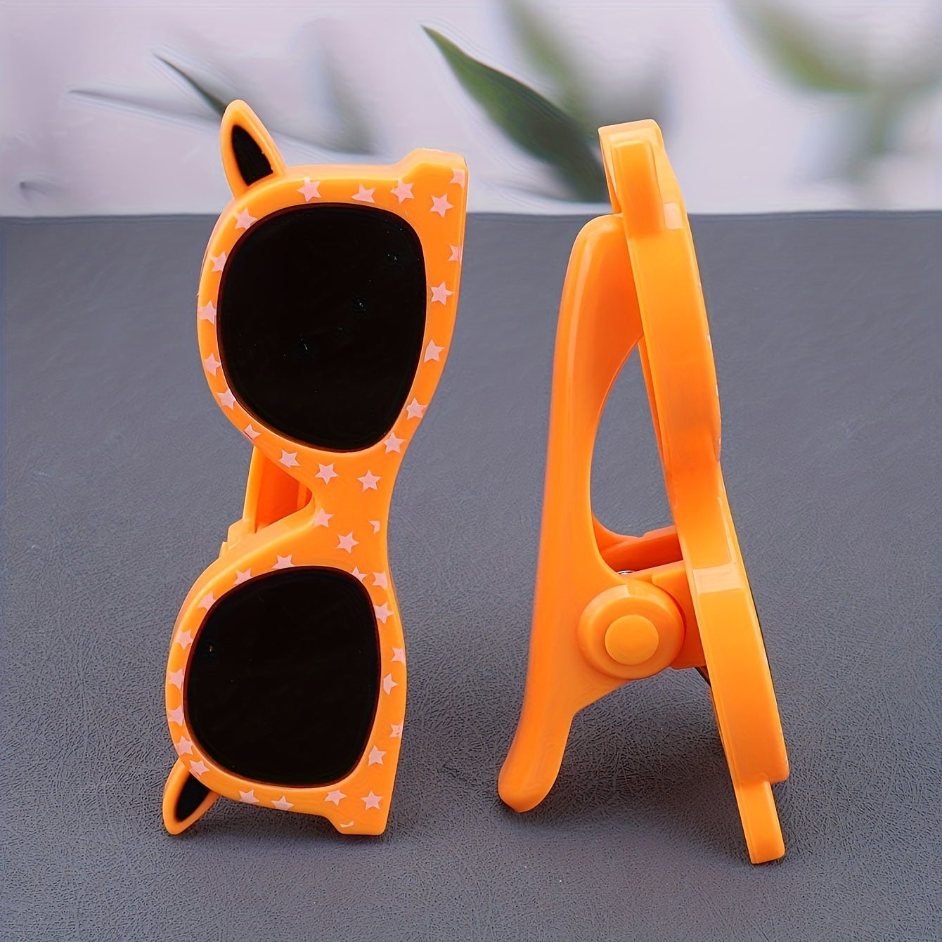 Sunglasses Shape Beach Towel Clips