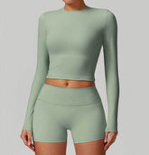 Tight Long Sleeve Cropped T-shirt