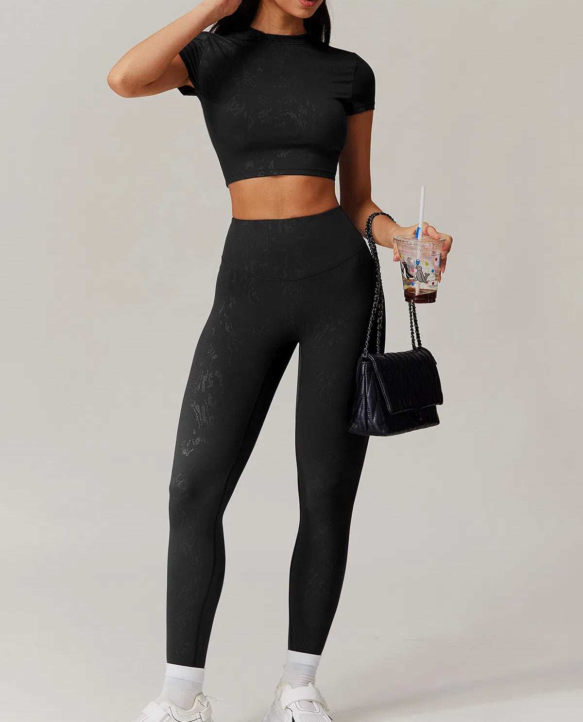 Sports Set with Short Sleeve T-Shirt and Leggings | Perfect Workout