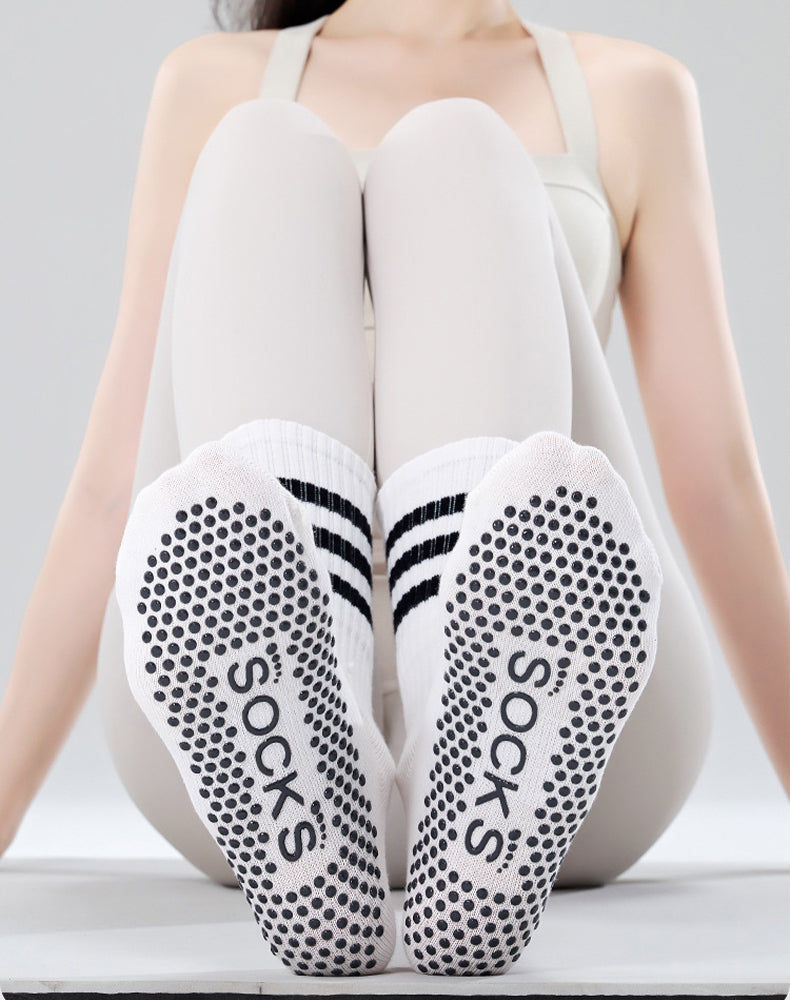 Athletic Grippy Socks Non Slip Yoga Socks