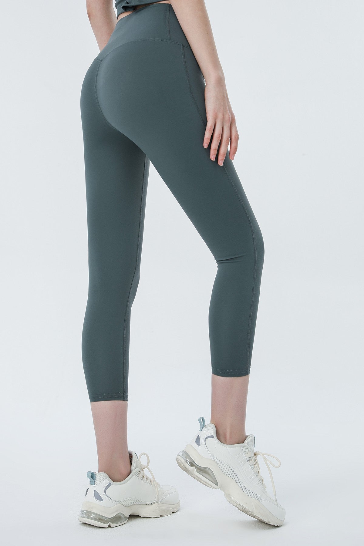 High-Rise Capri Leggings