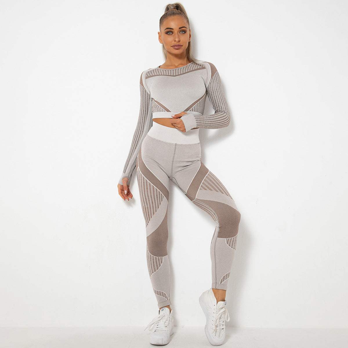 2 Piece Yoga Activewear Set | Stylish &amp; Comfortable for Your Practice