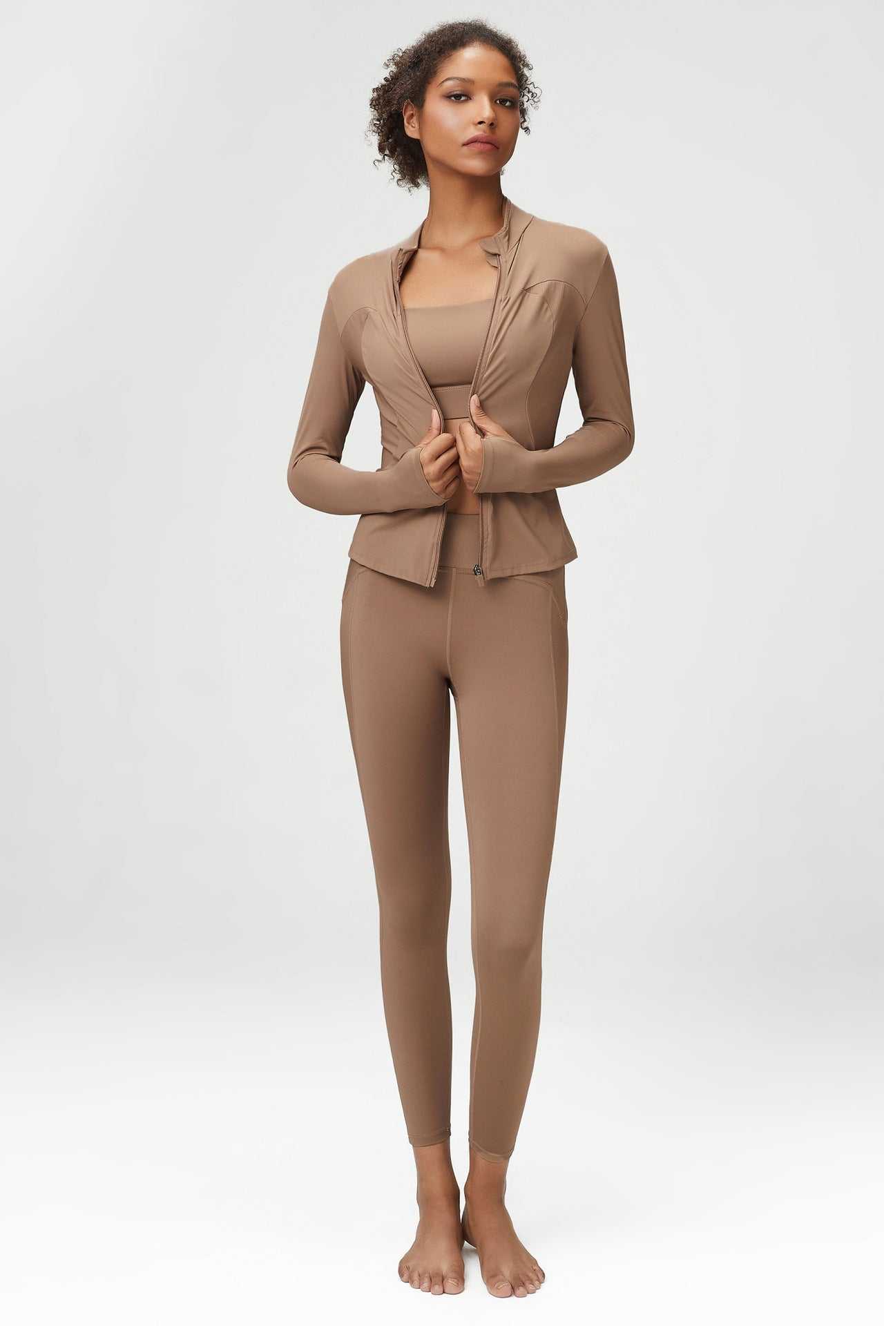 Women Slim Fit Yoga Coat with Front Zipper: Sporty &amp; Sleek