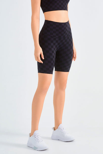 Checkerboard Seamless Gym Shorts for Comfort and Style in Workouts