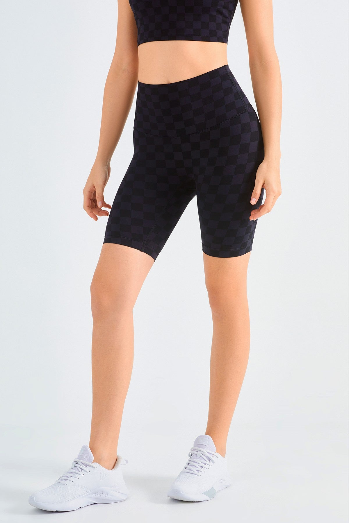 Checkerboard Seamless Gym Shorts for Comfort and Style in Workouts