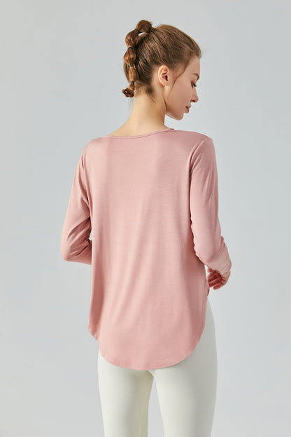 Crew Neck Long Sleeve Curved Hem Tops for Stylish Comfort and Fit