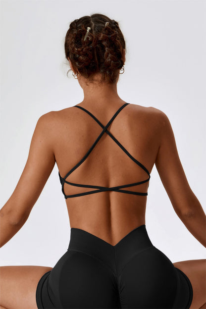 Strappy Back Seamless Sports Bra - Fashionable Fitness Choice 