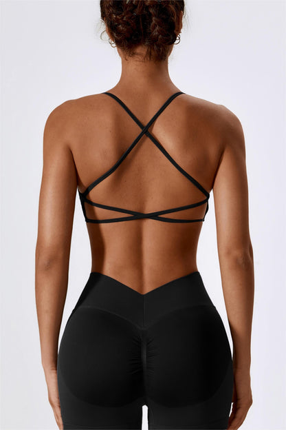 Strappy Back Seamless Sports Bra - Fashionable Fitness Choice 