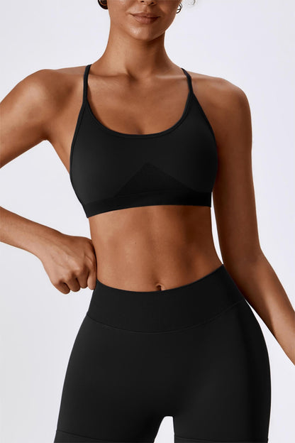 Strappy Back Seamless Sports Bra - Fashionable Fitness Choice 