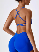 Chic Strappy Back Seamless Sports Bra