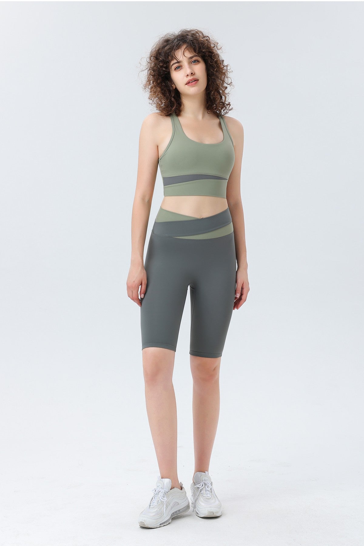Color-block Crossover Biker Shorts