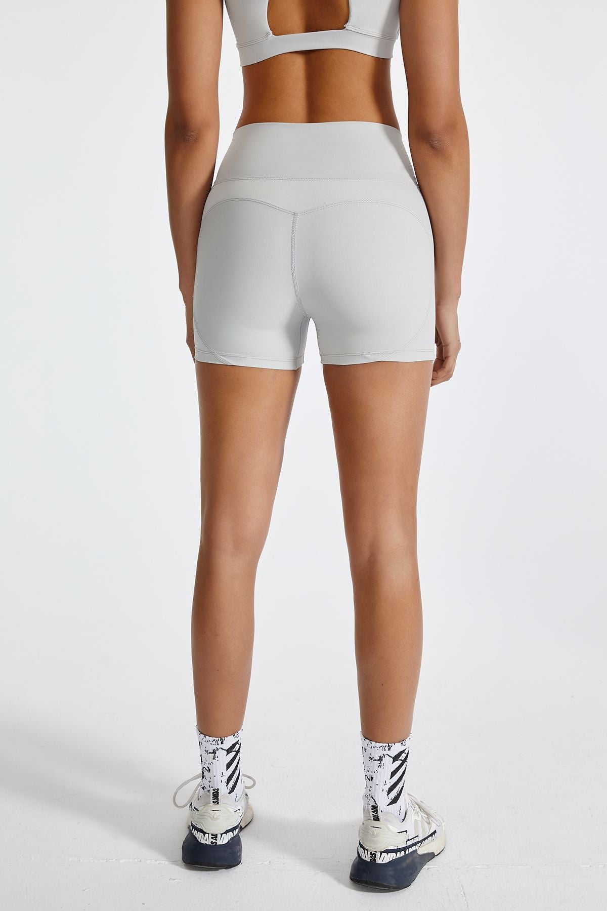 High-Rise Workout Crossover Waistband Shorts for Comfort and Style