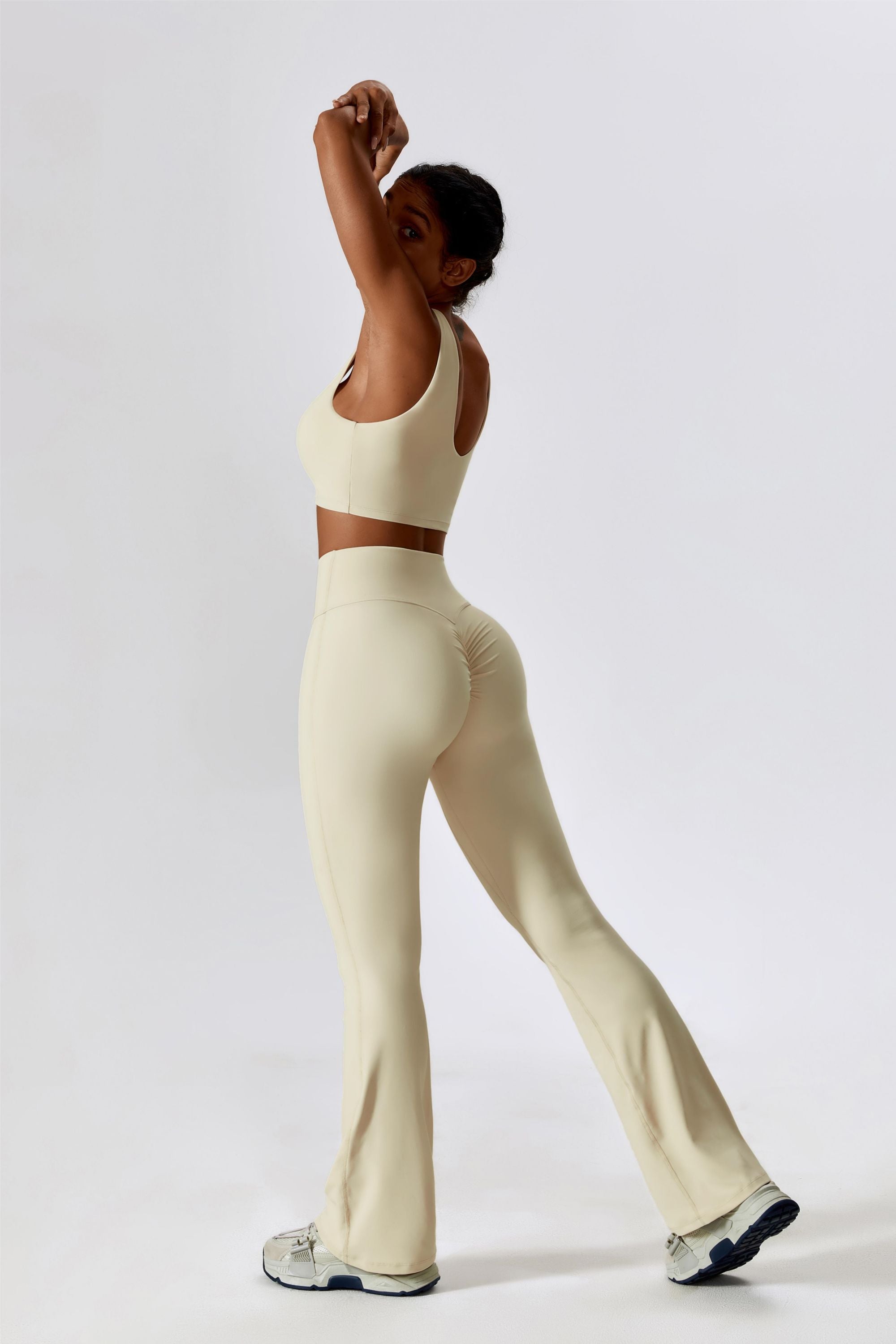 Deep Plunge Backless Tank Top - Stylish and Sporty Workout Wear